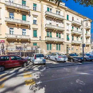 https://lady-of-health-apartments.hotelinzadar.com